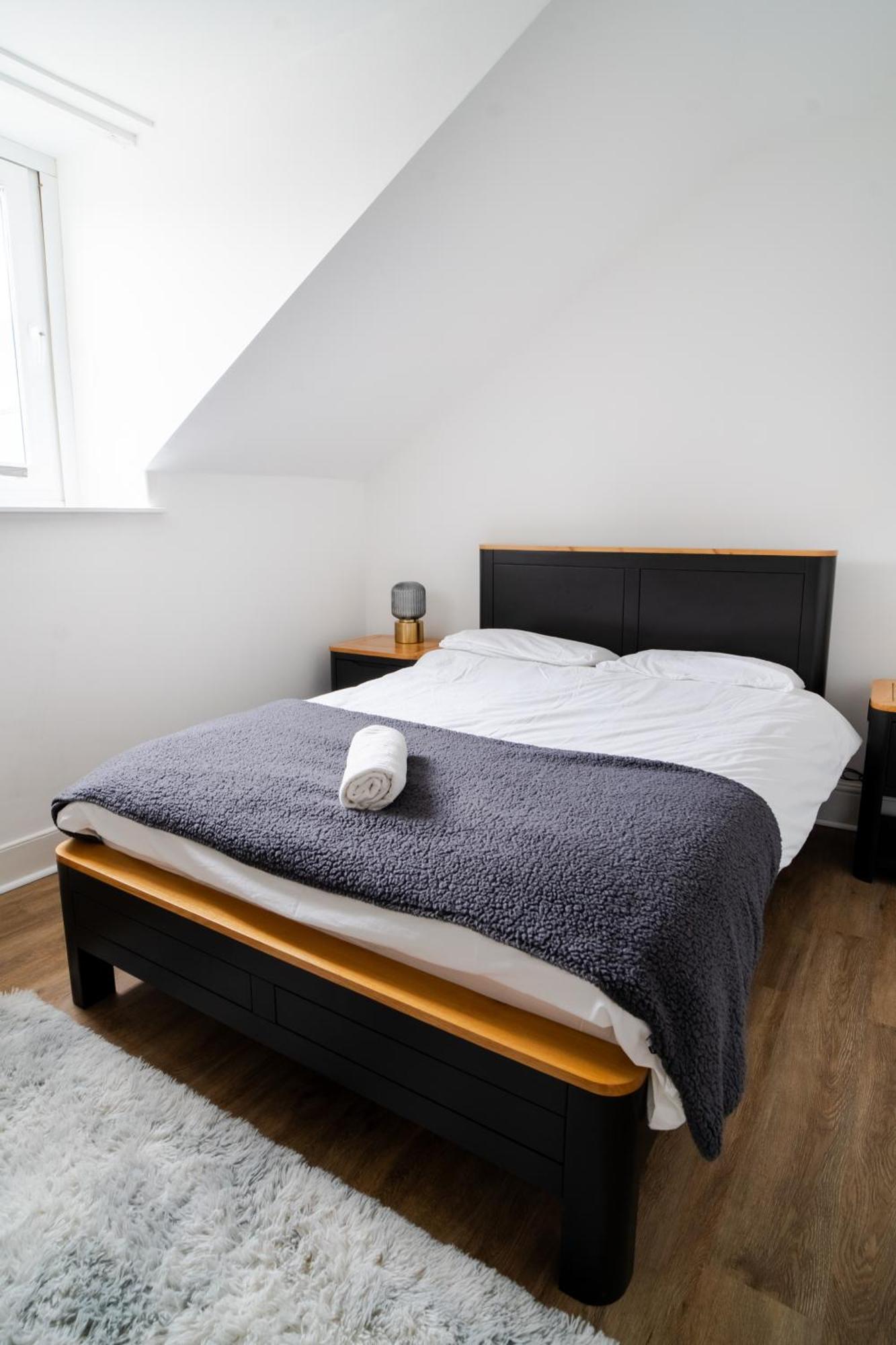 Hébergement de vacances - Beautiful 5 Bedroom Victorian House - Location