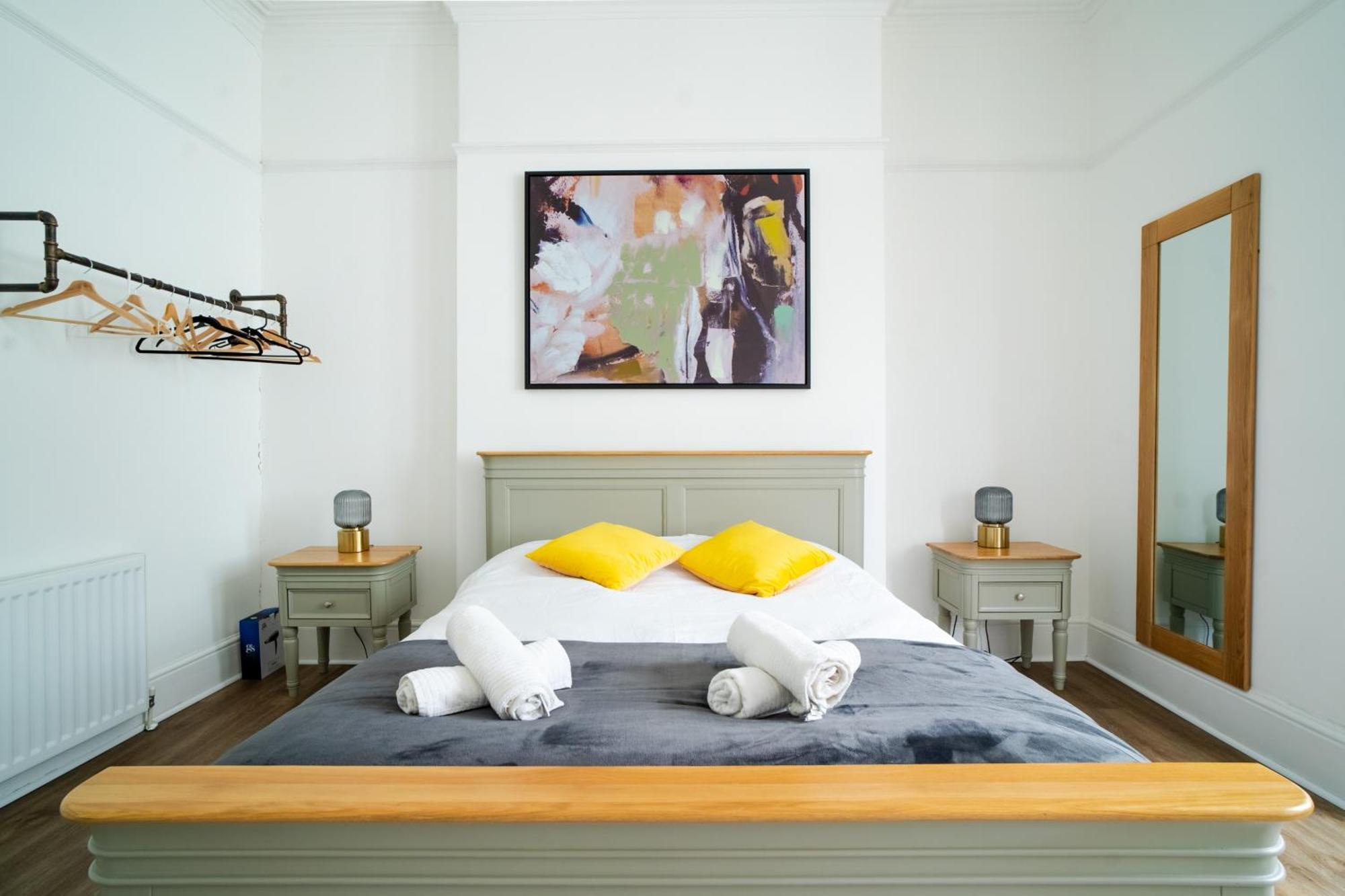 Hébergement de vacances - Beautiful 5 Bedroom Victorian House - Location